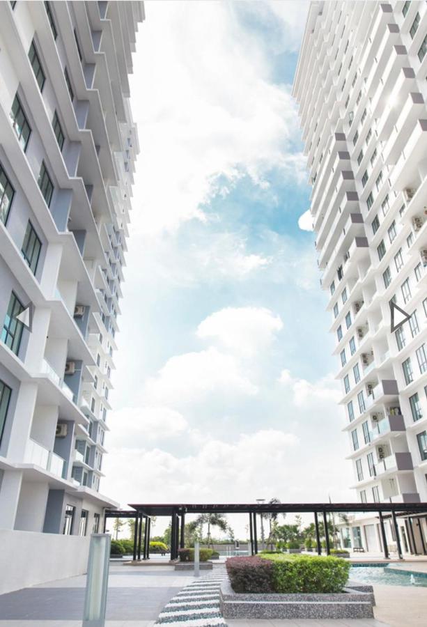 Apartment Putra Mewah *